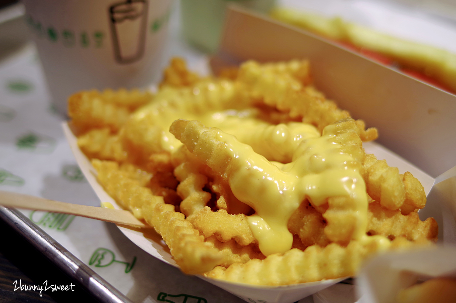 [新加坡｜樟宜。美食] 星耀樟宜必吃 Shake Shack Jewel Changi Airport~美國紐約最好吃漢堡在新加坡的唯一分店，獨家斑蘭奶昔超特別｜位置｜菜單｜限定餐點 @兔兒毛毛姊妹花