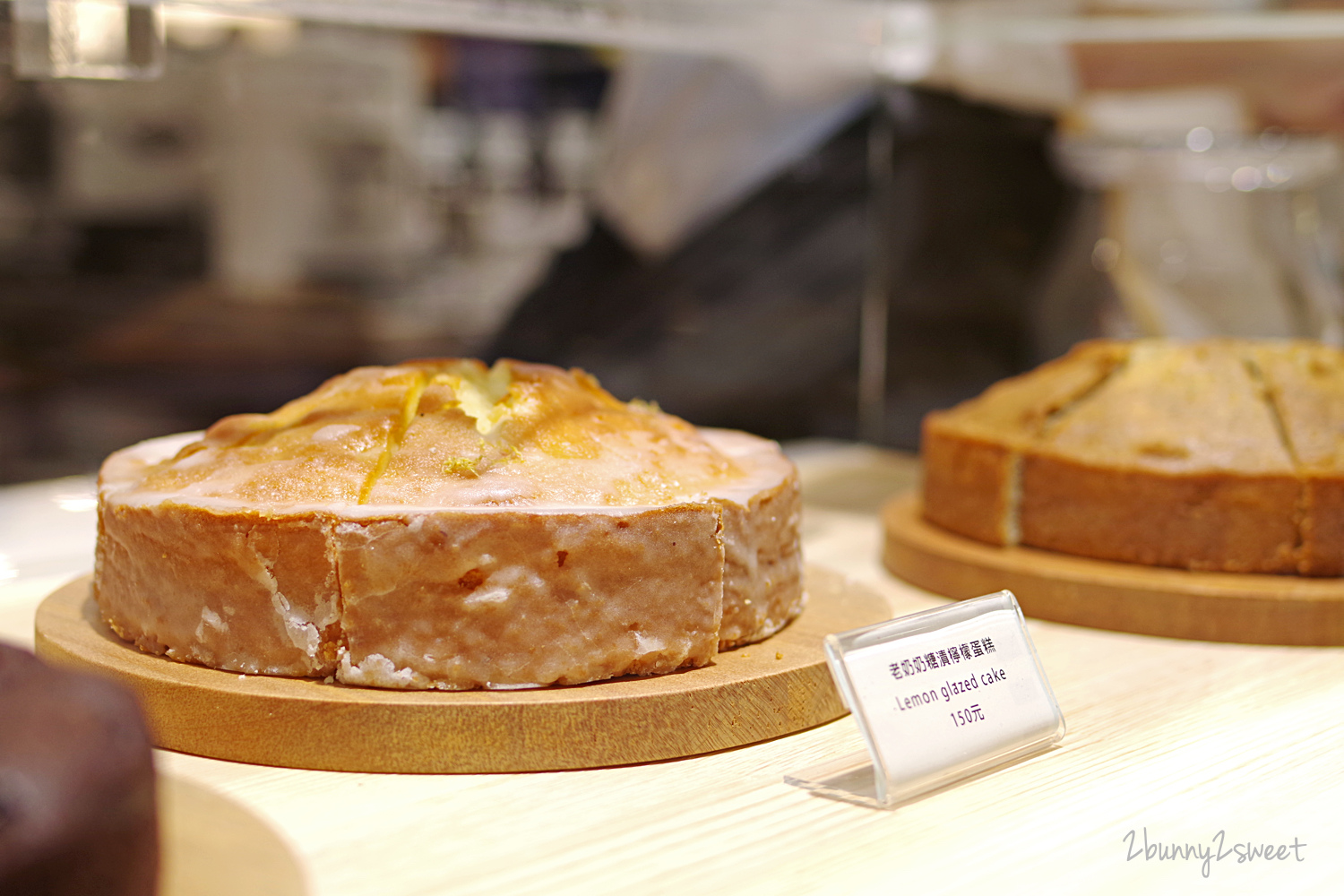 [台北｜信義。美食]  遠百信義 A13 Fika Fika Cafe~咖啡烘焙冠軍創立的北歐風美拍咖啡廳，獨家咖啡霜淇淋、獨家威士忌咖啡、夾心鬆餅、風味咖啡｜亞洲TOP 50咖啡店｜信義商圈美食｜捷運市政府站｜捷運象山站 @兔兒毛毛姊妹花