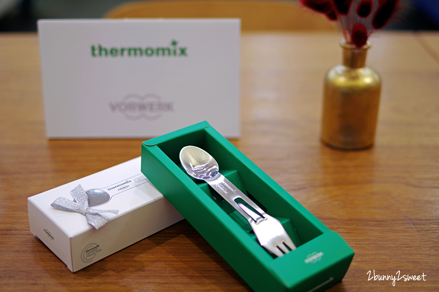 [廚房家電。推薦] Thermomix 美善品多功能料理機 TM6 ～內建平板電腦和 15 種料理功能， Cookidoo 2500 道菜單時時更新，引導式烹飪用手指頭就能輕鬆出好菜～連小學生都能變身大廚的烹飪神器全新上市!! @兔兒毛毛姊妹花