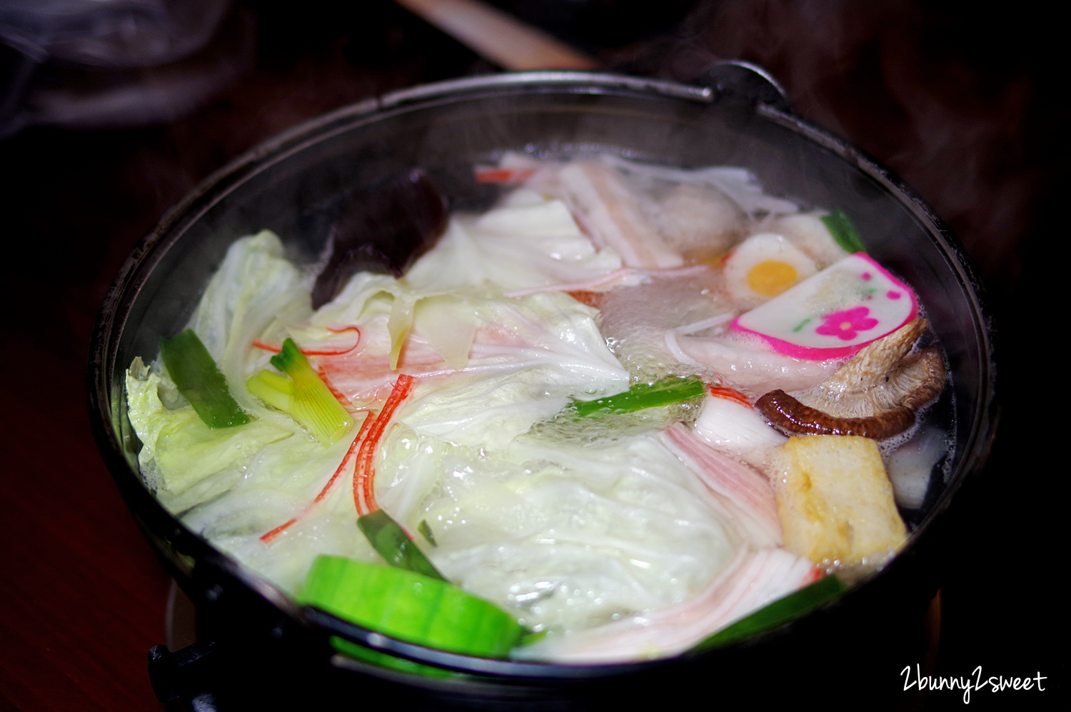 [宜蘭。美食] 原田屋燒肉鍋物～假日中午 388 就可以燒肉吃到飽!!彩虹貝、櫻桃鴨、比臉還大的霜降牛排通通拿來烤，火烤兩吃還附哈根達斯冰淇淋｜宜蘭燒肉吃到飽推薦｜免費停車 @兔兒毛毛姊妹花