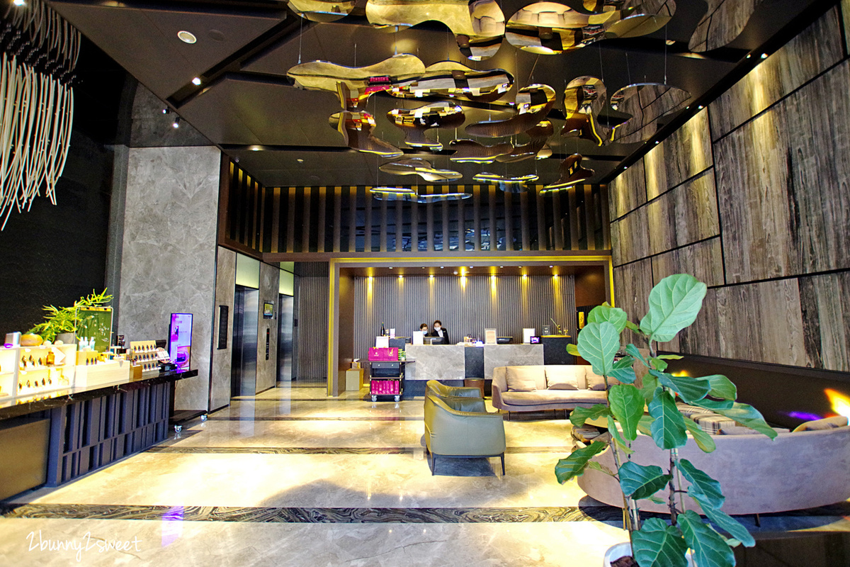 台中西屯住宿》璞樹文旅 TREEART Hotel~防蟎寢具、空氣清淨機、香氛水氧機～讓旅客都能盡情享受清淨呼吸的設計旅店｜台中親子住宿推薦｜溯璞家品 @兔兒毛毛姊妹花