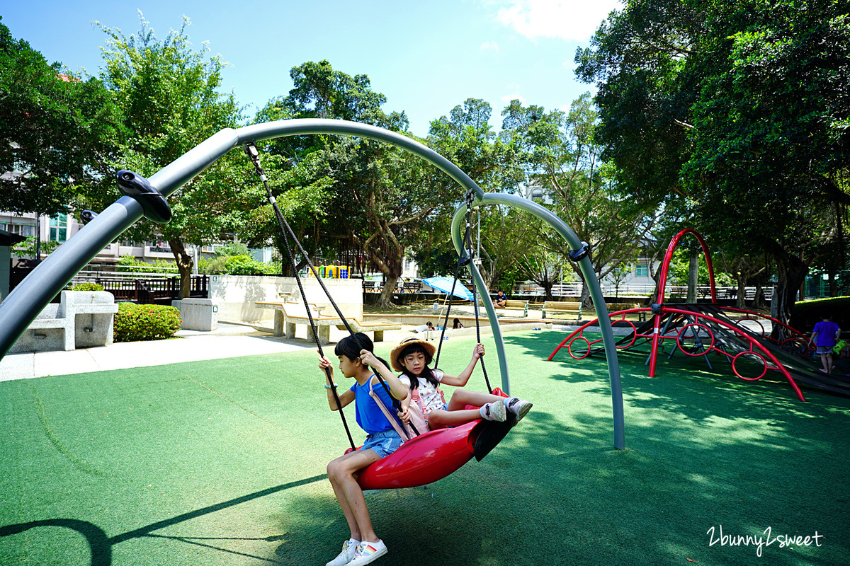 台北特色公園》北投磺港公園 共融遊戲場～別的地方沒玩過的酷跑樂園，還有圓盤鞦韆、超大沙坑～小公園也能很放電 @兔兒毛毛姊妹花