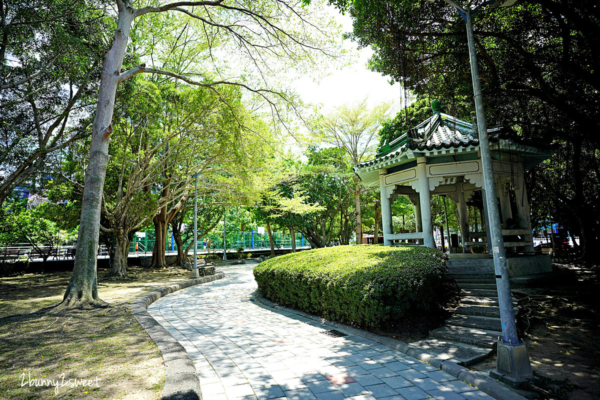 台北特色公園》北投磺港公園 共融遊戲場～別的地方沒玩過的酷跑樂園，還有圓盤鞦韆、超大沙坑～小公園也能很放電 @兔兒毛毛姊妹花