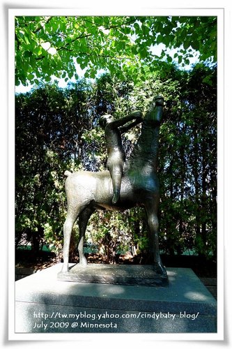 [2009 Monnesota] 湯匙與櫻桃~Minneapolis Sculpture Garden @兔兒毛毛姊妹花