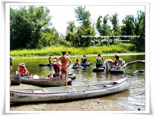 [2009 Minnesota] 夏日の溪流泛舟初體驗 @兔兒毛毛姊妹花