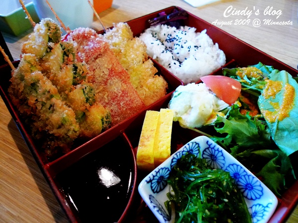 [EAT@Minnesota] OBENTO-YA Japanese Bistro @兔兒毛毛姊妹花