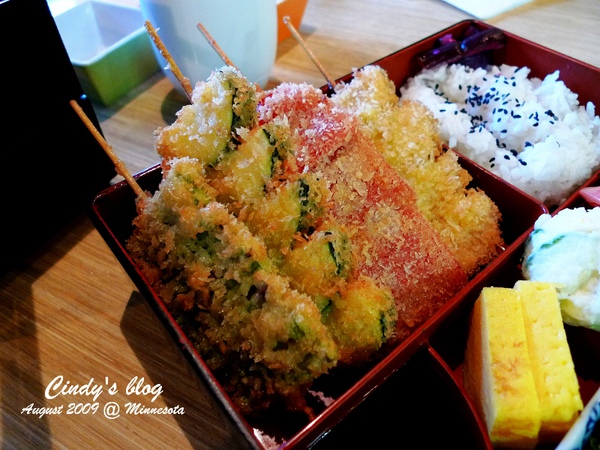 [EAT@Minnesota] OBENTO-YA Japanese Bistro @兔兒毛毛姊妹花
