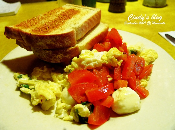 [EAT@Minnesota] 排隊才吃得到的 Al’s Breakfast @兔兒毛毛姊妹花
