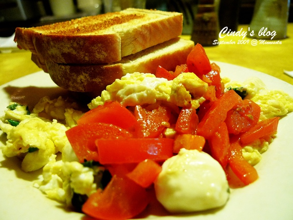 [EAT@Minnesota] 排隊才吃得到的 Al’s Breakfast @兔兒毛毛姊妹花
