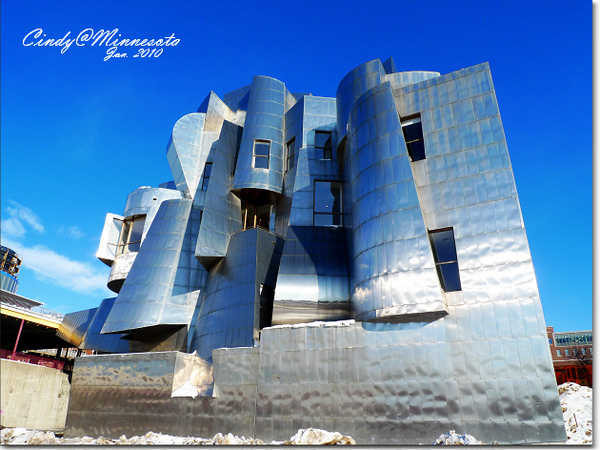 [2010 Minnesota] Frederick R Weisman Art Museum @兔兒毛毛姊妹花