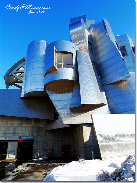 [2010 Minnesota] Frederick R Weisman Art Museum @兔兒毛毛姊妹花