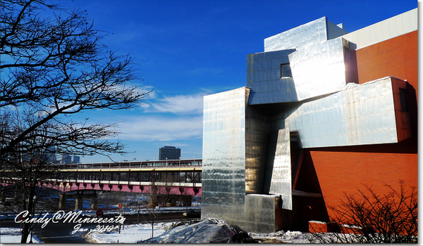 [2010 Minnesota] Frederick R Weisman Art Museum @兔兒毛毛姊妹花