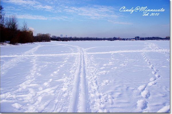[2010 Minnesota] Lake Calhoun 湖上漫步 @兔兒毛毛姊妹花