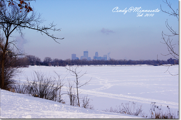 [2010 Minnesota] Lake Calhoun 湖上漫步 @兔兒毛毛姊妹花