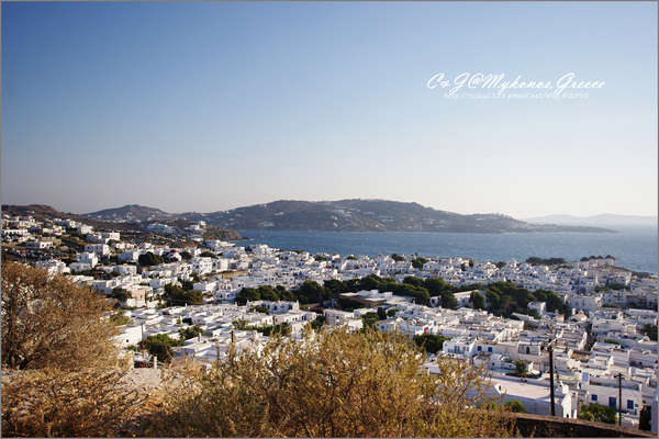 [2010 Greece] 。第八章。 Mykonos 的純白 Starbucks & 孤單的波尼風車 @兔兒毛毛姊妹花