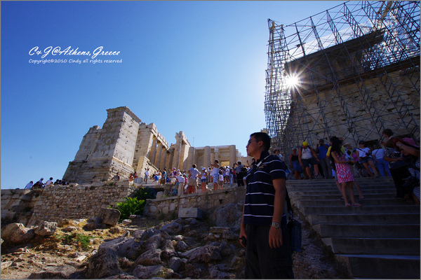 [2010 Greece] 。第一章。 登上衛城之丘，仰望千年神殿 @兔兒毛毛姊妹花