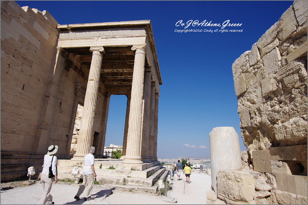 [2010 Greece] 。第一章。 登上衛城之丘，仰望千年神殿 @兔兒毛毛姊妹花