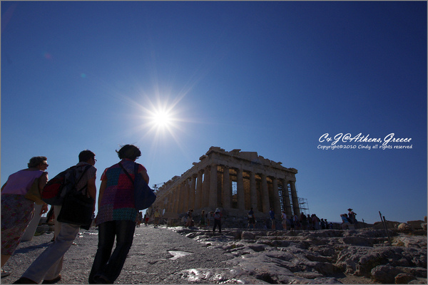 [2010 Greece] 。第一章。 登上衛城之丘，仰望千年神殿 @兔兒毛毛姊妹花
